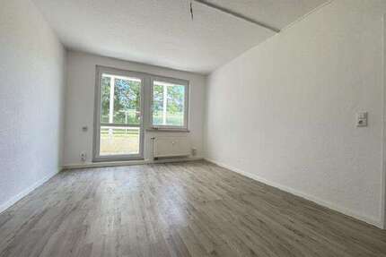 Wohnung zum Mieten in Grünhain-Beierfeld 260,00 € 42.7 m²