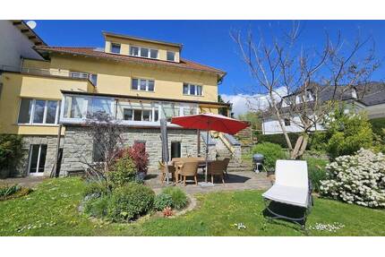 Exklusives Einfamilienhaus mit Panoramaausblick am Kapellenberg in Hofheim