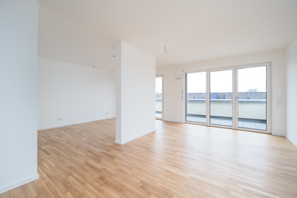 Wohnung zum Mieten in Nürnberg 1.515,88 € 90.51 m²