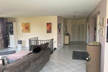 Sonnige Eigentumswohnung mit Garten im schönen Wiesbaden Igstadt