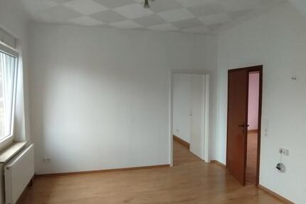 Charmante 3 Zimmer Wohnung mit großem Garten zu vermieten - Würselen