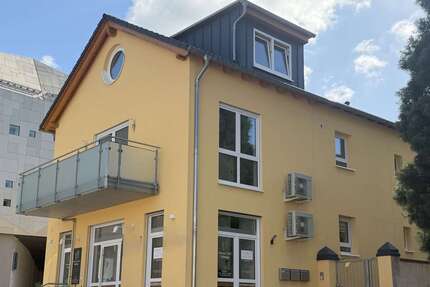 Haus zum Kaufen in Ingelheim 1.200.000,00 € 238 m²