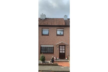 Charmantes Reihenmittelhaus mit Garten und ausgebautem Dachboden - Nordhorn Bookholt