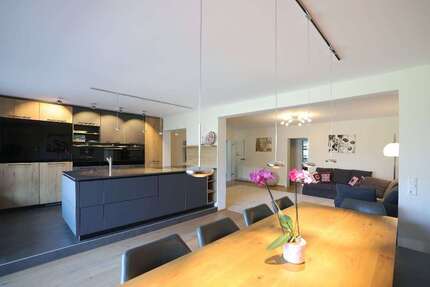 Wohnung zum Kaufen in Solingen 550.000,00 € 195.16 m²