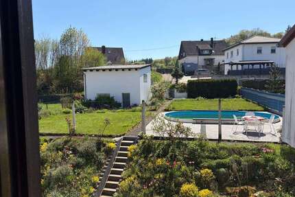Haus zum Kaufen in Bechhofen 310.000,00 € 200 m²