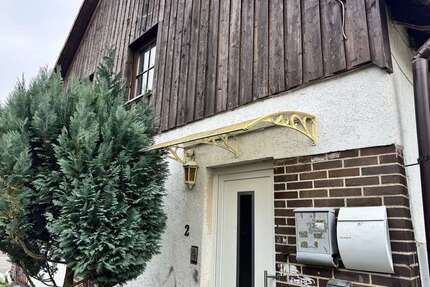 Haus zum Kaufen in Borken (Hessen) 169.000,00 € 155 m²