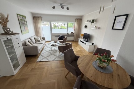 Moderne 4-Zimmer-Dachgeschosswohnung mit 2 Balkonen - Königswinter
