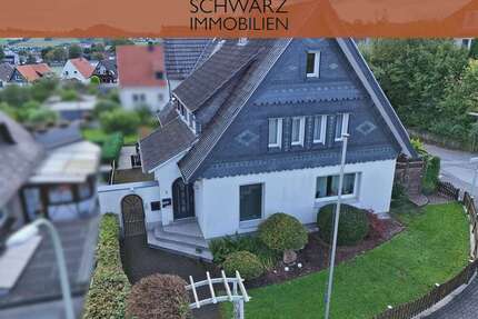 Haus zum Kaufen in Warstein 289.900,00 € 240 m²
