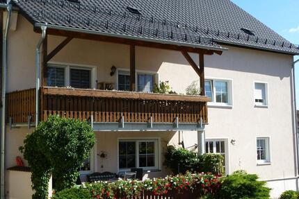 Schöne, helle 3-Zimmer Wohnung mit Balkon zur Miete - Berg