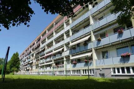 Wohnung zum Mieten in Schwerin 431,00 € 60.46 m²