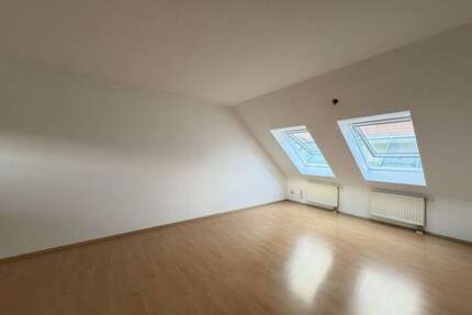 Wohnung zum Kaufen in Taucha 105.000,00 € 55.84 m²