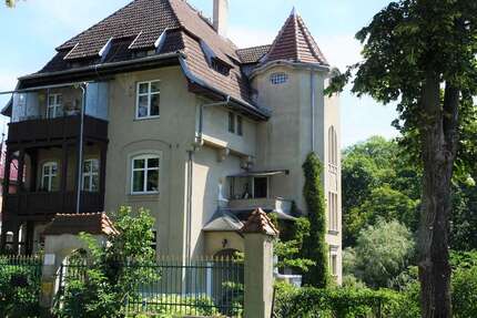 Haus zum Kaufen in Strausberg 690.000,00 € 298 m²