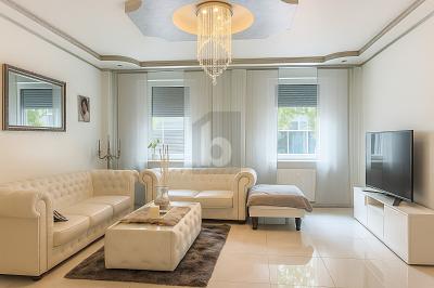 ERDGESCHOSS, SOFORT VERFÜGBAR & GARTENNUTZUNG - Oberhausen