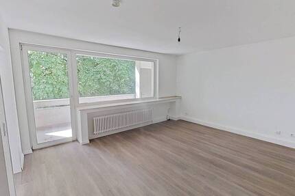 Moderne 3-Zimmer-Wohnung mit sonnigem BALKON und viel Platz in Duisburg-Neumühl