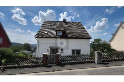 Haus zum Kaufen in Sinn 210.000,00 € 112 m²