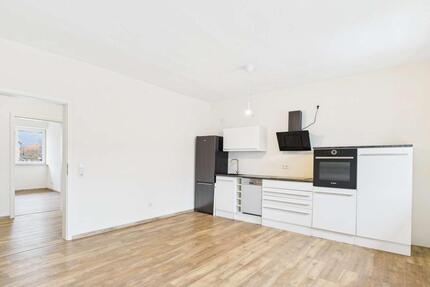 VERMIETUNG: 2-Zimmer-Wohnung im Obergeschoss. - Weidenberg