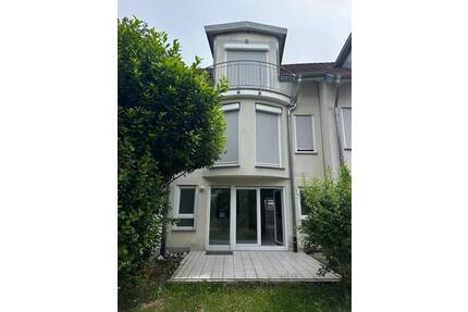 Familienfreundliches Einfamilienhaus mit Garten und PKW-Stellplatz - Endingen