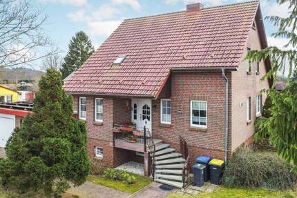 Ländliche Idylle nahe Malchin: 5-Zimmer-Einfamilienhaus auf großem Grundstück - Remplin Retzow