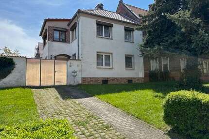 Haus zum Kaufen in Reichardtswerben 120.000,00 € 145 m²