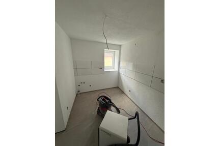 Kernsanierte 2 Zimmer-Wohnung in zentraler Lage - Mühlacker