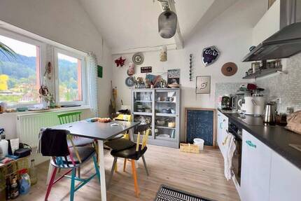 Grosszügige Studi-1,5-Zi-Whg 39qm (ca. 49qm Grundfläche) mit Galerie + in 4-FamHs + GartenHaus + Garten - Freiburg im Breisgau Günterstal