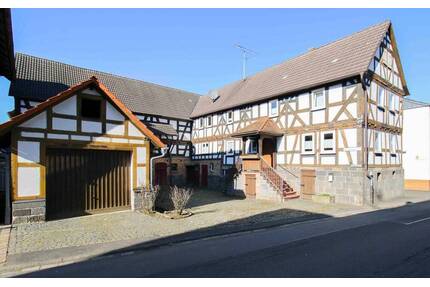 Sanierte Hofreite mit vielseitigen Nutzungsmöglichkeiten in Ebsdorfergrund-Wermertshausen