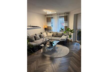 Top sanierte 2 Zi.Wohnung mit EBK, Loggia, Keller + EP in Gamsen - Gifhorn