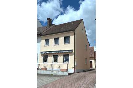 Haus zum Kaufen in Pfaffenhofen 649.000,00 € 89 m²