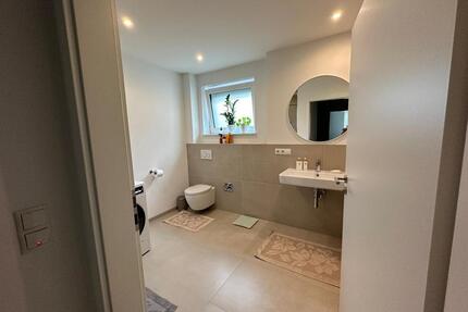 Neuwertige, barrierefreie KfW-55-Wohnung mit eigenem Garten - Selters (Westerwald)