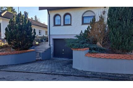 Einfamilienhaus - 440.000,00&nbsp;EUR Kaufpreis, ca.&nbsp; 218,00&nbsp;m&sup2; in Balingen (PLZ: 72336)