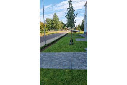 Helle 2-Raum-Wohnung mit Blick ins Grüne im Zentrum von Irxleben - Hohe Börde