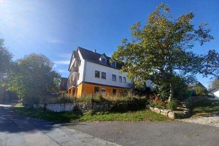 Charmantes Landwirtschaftliches Objekt mit Wohnhaus in ruhiger Lage von Döswitz - Schnaittenbach