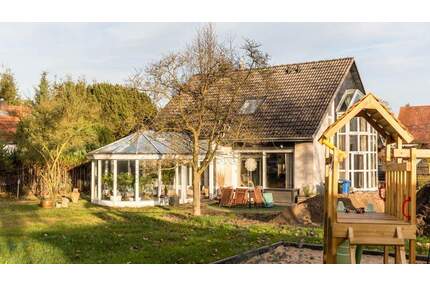 Mehrgenerationen 1.388 m²-Grundstück mit zwei Häusern und viel Platz für individuelle Entfaltung - Rehfelde