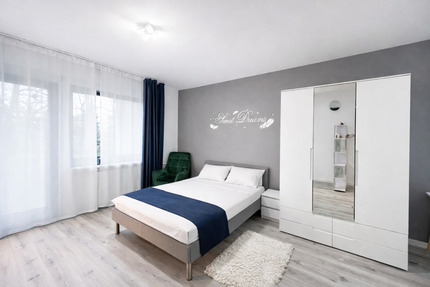 Modernes City-Apartment mit Parkblick, nähe Mainufer & Innenstadt - Frankfurt am Main Ostend