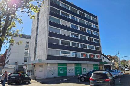 Zentral in HOM mit Aufzug, Wohnung im 6. OG - Homburg