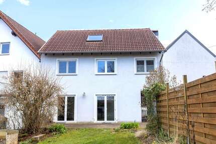 Haus zum Kaufen in Altenstadt 390.000,00 € 283 m²