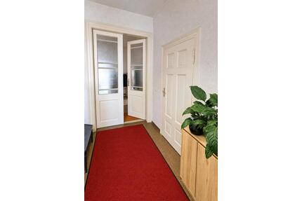 Offene und helle 5-Raumwohnung(Altbau) in Zentrumsnähe - Altenburg