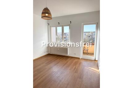 Sanierte, bezugsfreie Wohnung in Berlin Steglitz zu verkaufen