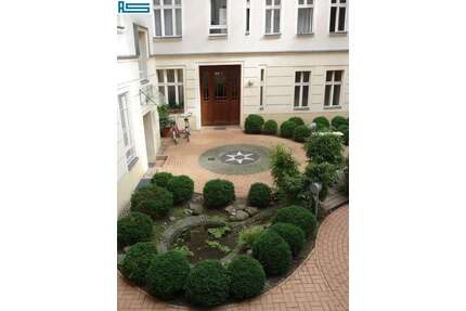 Wohnung zum Kaufen in Berlin 162.000,00 € 33.48 m²