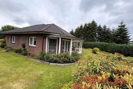 Bungalow mit Wintergarten und Gartenparadies - Husum