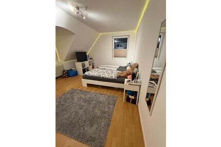 Großes Zimmer in Zentraler Lage in Hannover (Südstadt)