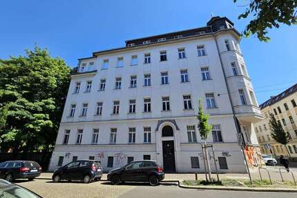 Wohnung zum Kaufen in Leipzig 120.000,00 € 42.64 m²