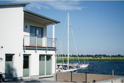 FerienhausWohnhaus - 850.000,00&nbsp;EUR Kaufpreis, ca.&nbsp; 180,00&nbsp;m&sup2; in Garz/Rügen (PLZ: 18574)