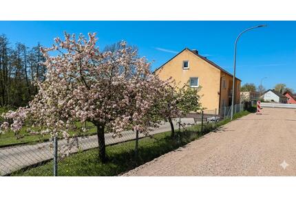 Neu Renovierte 3 Zimmerwohnung mit Garage Stellplatz Garten - Bach an der Donau