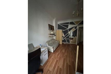 Ab sofort! Großes, helles Zimmer in Zwickau Zentrum! - Berlin Mitte
