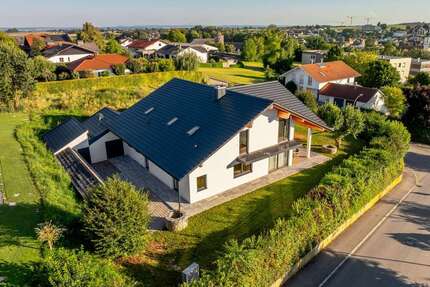 Haus zum Kaufen in Rotthalmünster 1.300.000,00 € 290 m²