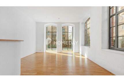 Stilvolle Loftwohnung im sanierten Denkmal - mit Wintergarten und Stellplatz in Altlindenau - Leipzig