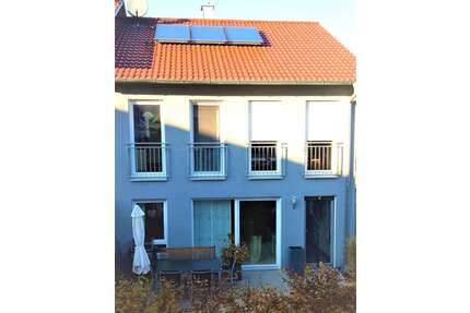 Haus zum Mieten in Aalen-Unterrombach 1.680,00 € 160 m²