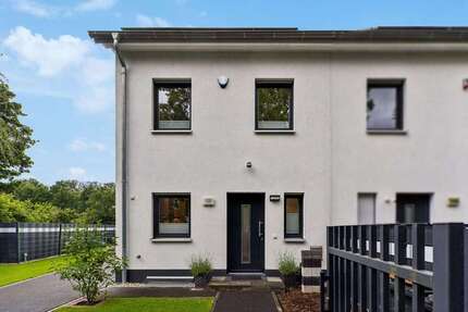 Haus zum Kaufen in Berlin-Tegel 750.000,00 € 122 m²