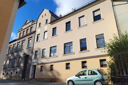 Zweifamilienhaus mit großen Garten - Pausa-Mühltroff